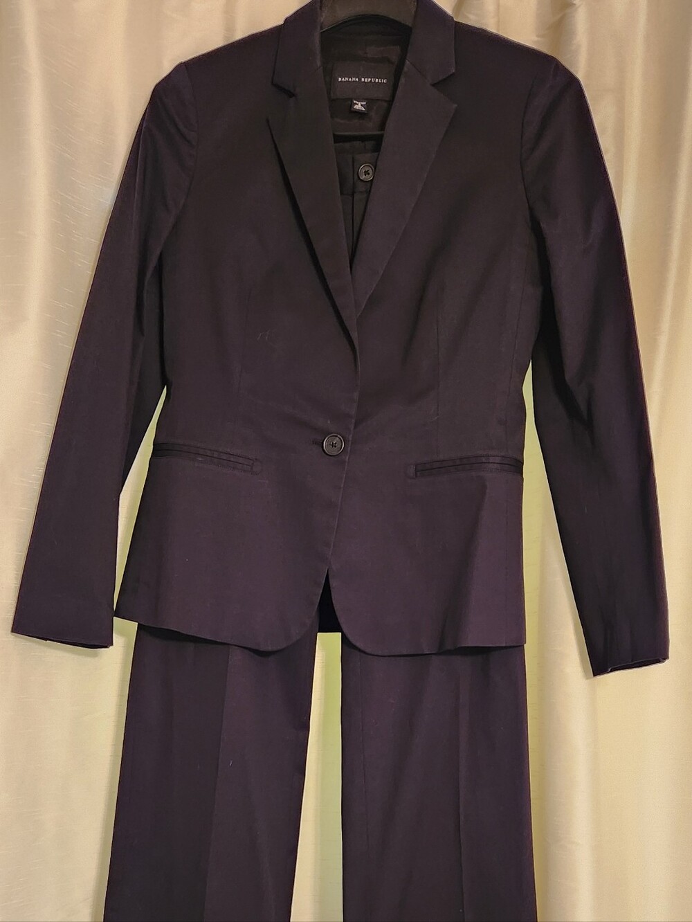 Banana Republic Women's Black Martin Fit Suit